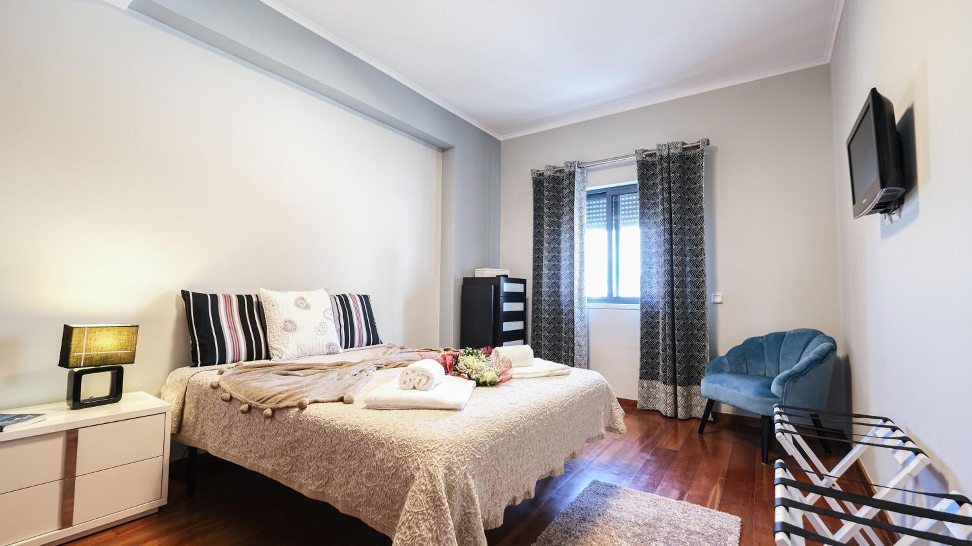 Relax Inn Apartment Понта Делгада Екстериор снимка